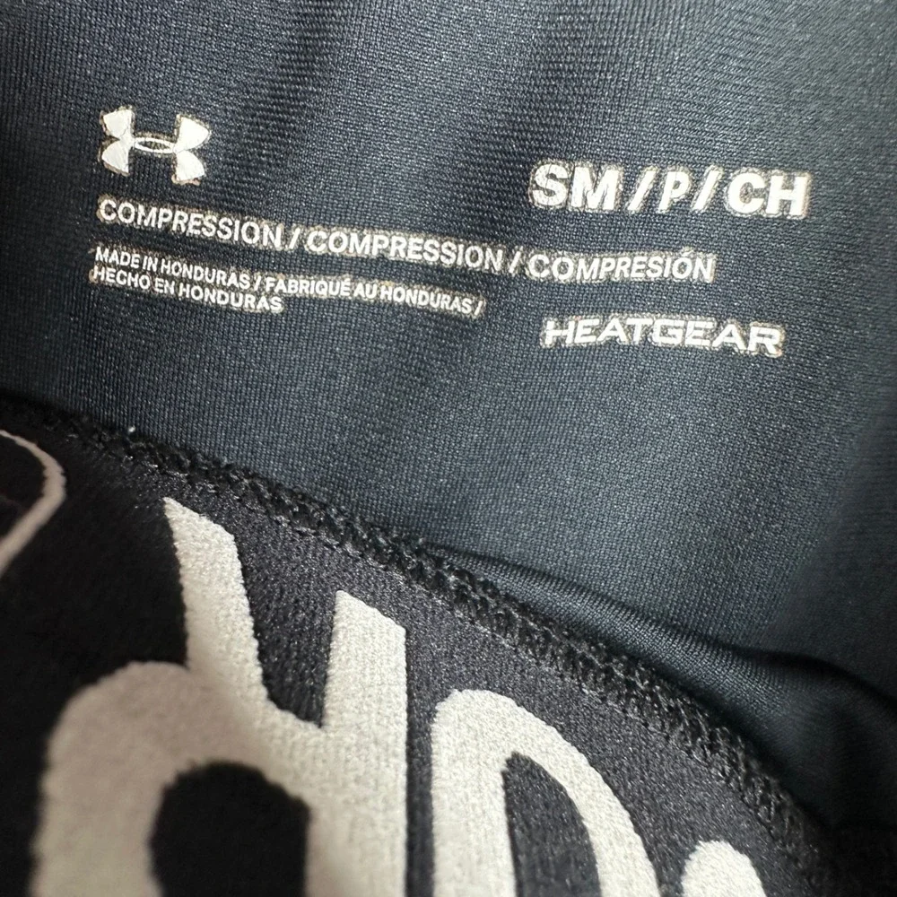 Under Armour HeatGear Compression Shorts Small Black 3 Inch Track Volleyball